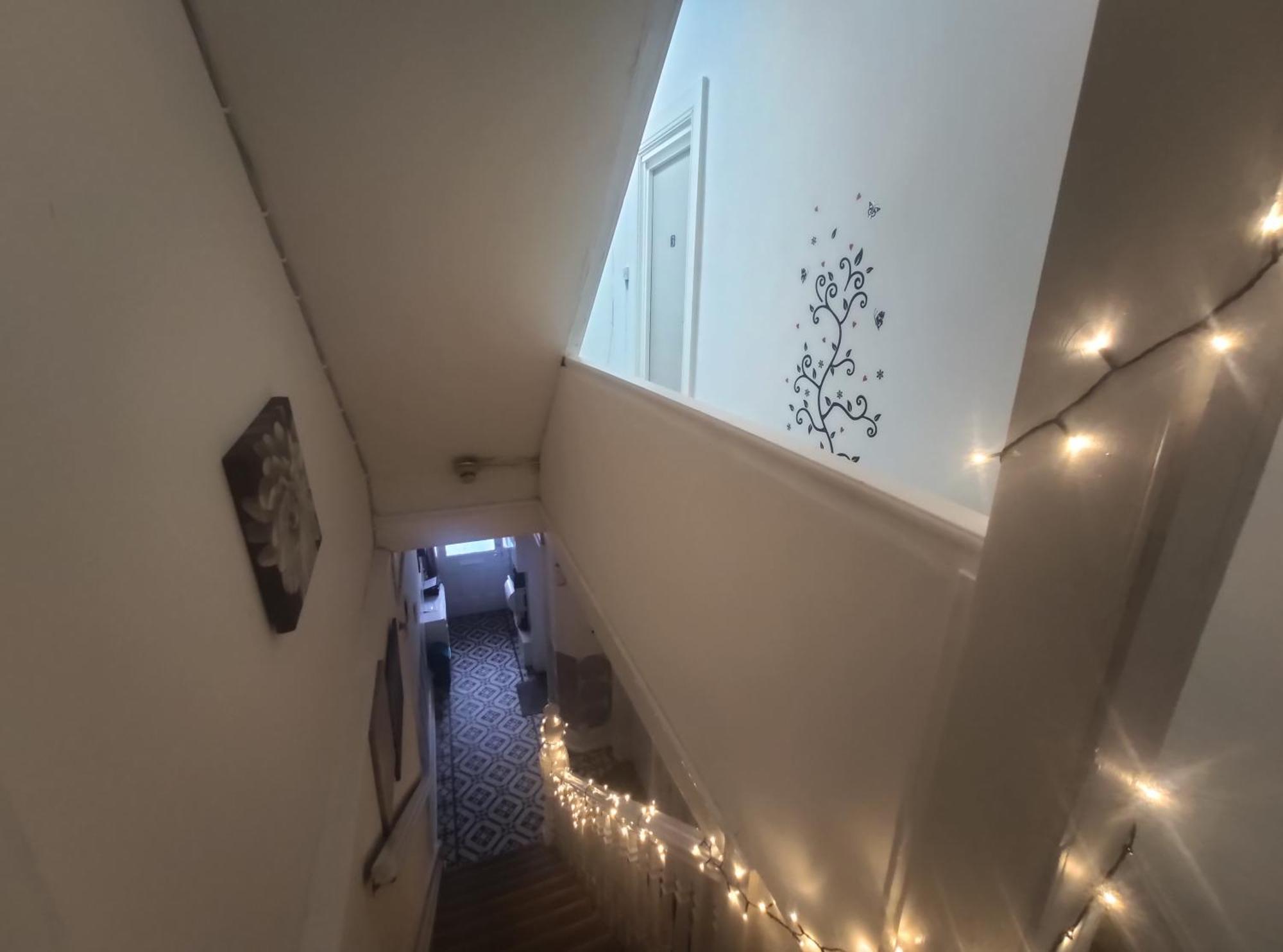 Serene 1 Bedroom Flat In Roath Cardiff Bagian luar foto